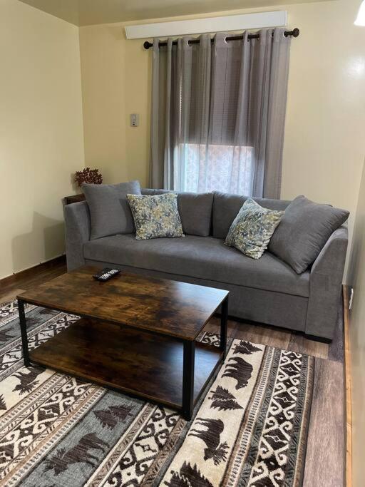 Parkway Yellowstone Guest House Apartment #3 Гардинер Экстерьер фото